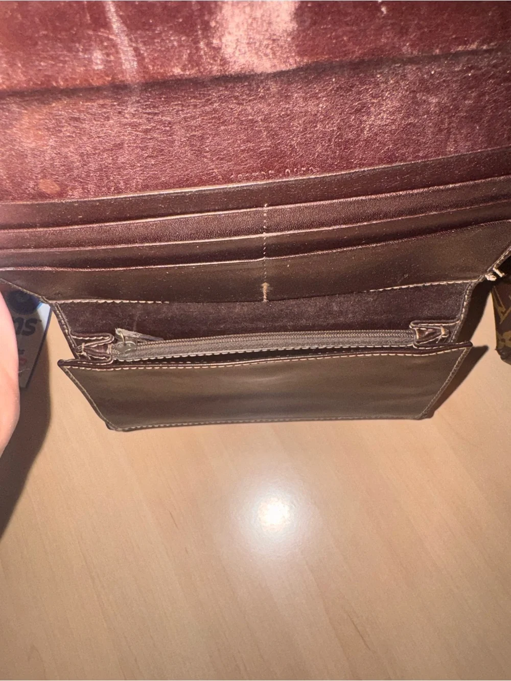 Gucci Brown GG Canvas Continental Wallet with Gold Logo - Picture 6 of 7